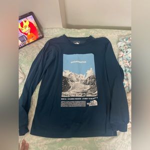 The North Face Men’s long sleeve Medium T-Shirt